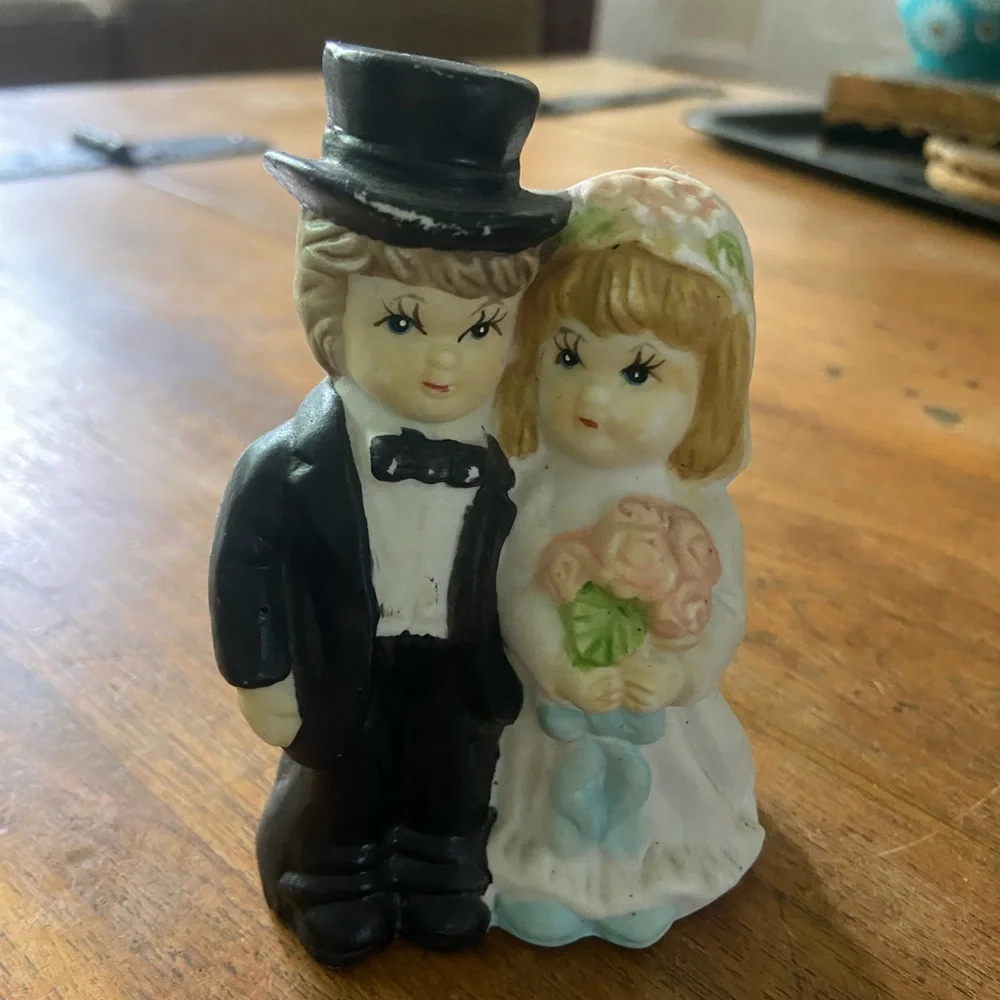 Vintage Bride&Groom wedding Cake Topper